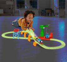 Thomas e Friends Pista Glow Dark GGL75