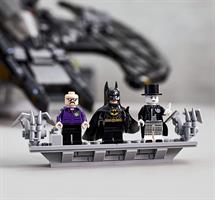 Lego DC Comics 1989 Batwing 76161