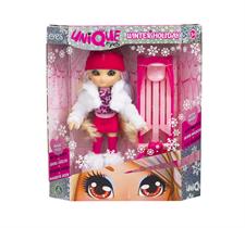 Unique Eyes Bambola Winter Holiday MYM17000