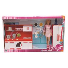 Tanya in Cucina GGI220213