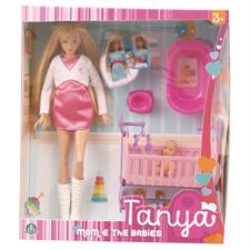 Tanya Mom & The Babies GGI220218